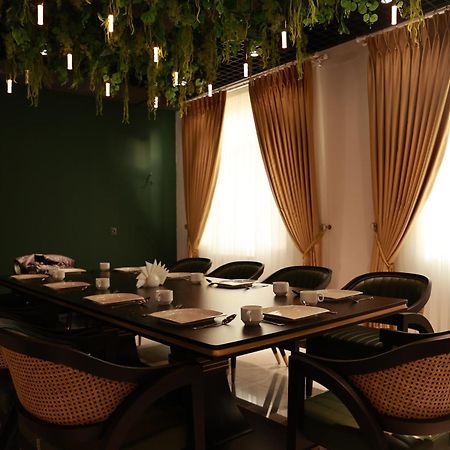 Damir Hotel Нукус Екстериор снимка