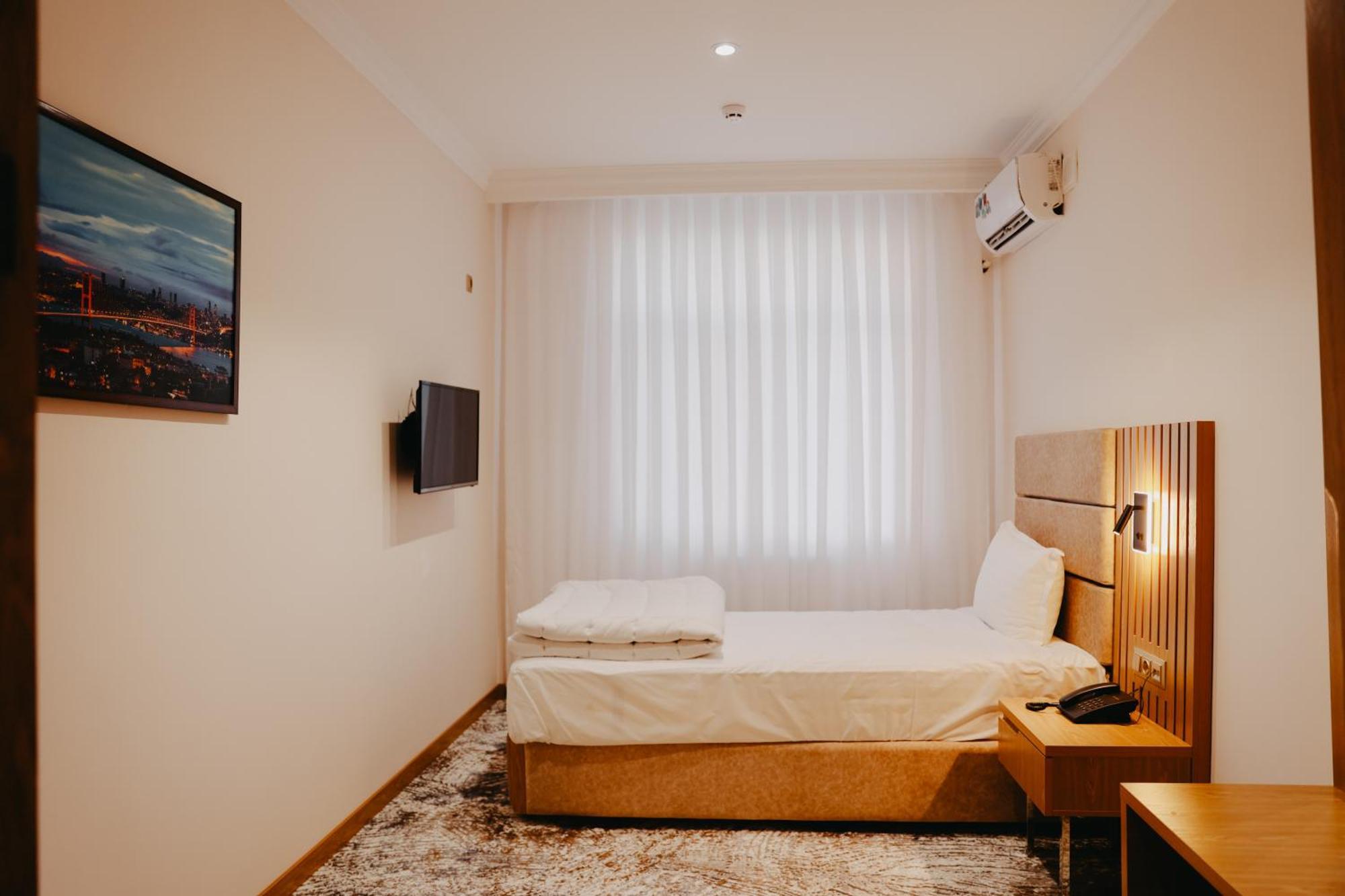Damir Hotel Нукус Екстериор снимка